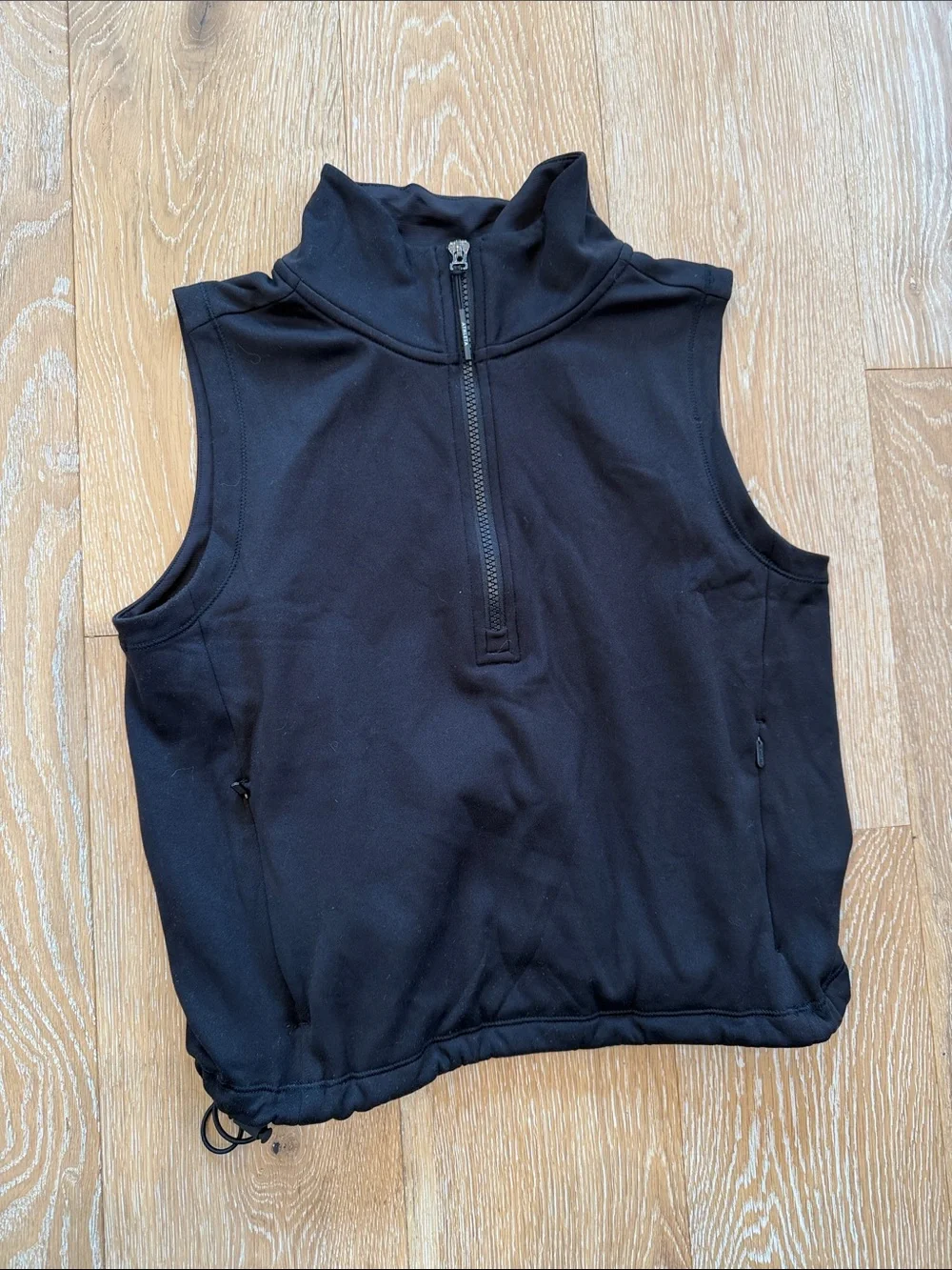 Athleta Unstoppable 1/2 Zip Crop Vest Size XS